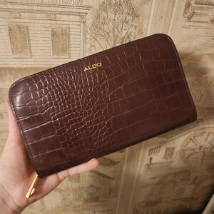 Aldo Croc-Embossed Wallet in Burgundg